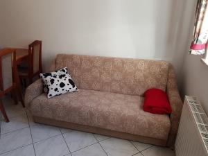 Apartments and rooms by the sea Stanici, Omis - 14782