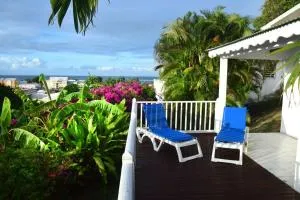 LE LAGON BLEU, BUNGALOWS Vue sur MER , 350 m de la plage - Plaisance