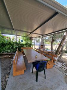 Family friendly seaside apartments Nevidjane, Pasman - 325