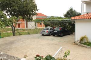 Apartments and rooms with parking space Mrljane, Pasman - 299