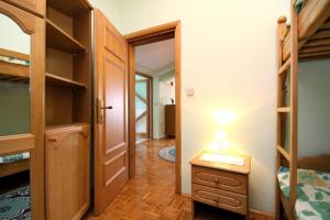 Family-friendly apartments with swimming pool Kraj, Pasman - 334