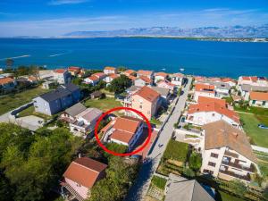 Apartments by the sea Nin, Zadar - 290 