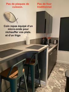 Appartements Chambre tout confort avec commodites espace repas wifi parking : photos des chambres