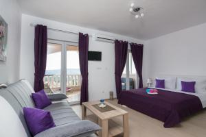 Studio with Terrace and Sea View room in Apartments with a parking space Seget Vranjica Trogir - 12499