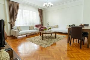 Kaplan Cosy Flat -air conditioned & Heated 3 Bedrooms in the City