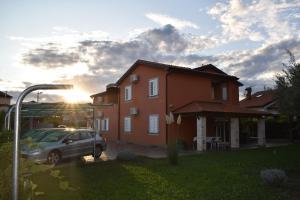 Apartments with a parking space Sveti Ivan Umag 13708