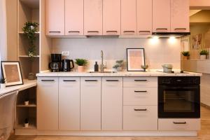 SWEET BLOSSOM - Lovely 1BR Apt in the City Center