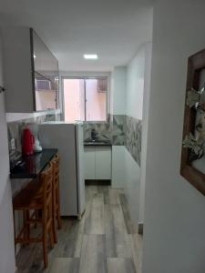 FLAT Beverly Hills 401A