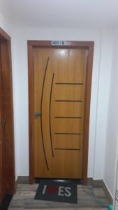 FLAT Beverly Hills 401B