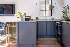 The Little Gate House