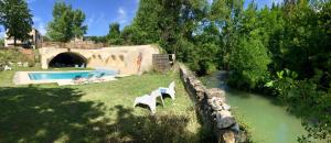 Les pieds dans leau - Gîte de Lolivier - Plage privée