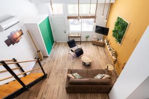 BEL APPARTEMENT A ETRENER PROCHE DE LA PLAGE