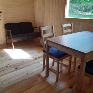 Maisons d'hotes Les ecolodges du Chateau de Charnizay : Chalet