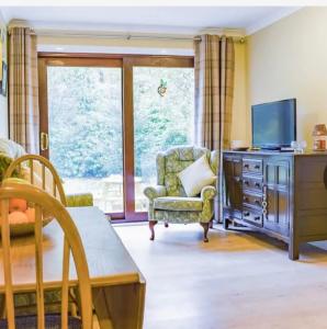Drummond Neuk - Pets Welcome free, country setting, free onsite parking