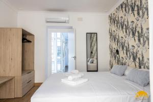 La Luz de la Viña - by Cadiz Time