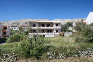 Apartments by the sea Pag - 532 