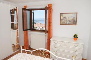 Apartments with parking space Vrbnik, Krk - 429