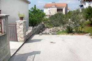 Apartments with a parking space Okrug Gornji Ciovo 457