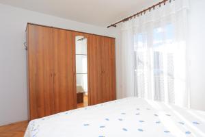 Apartments by the sea Grebastica, Sibenik - 471