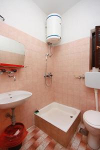 Rooms with a parking space Podaca Makarska 517