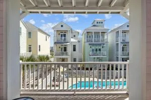 Friendly Flamingo - 大西洋滩