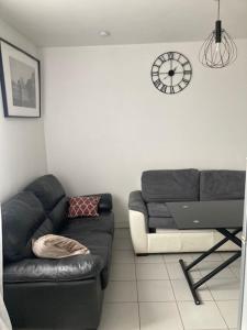 Appartements F2 limitrophe a la ville d’Enghien les bains : photos des chambres