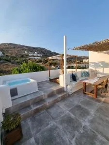 Ninemia Naxos Suites - Mélanes