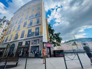 Maisons de vacances La petite Maison dans la Croix Rousse : photos des chambres