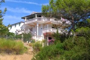 Apartments by the sea Grebastica, Sibenik - 5270