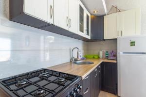 Seaside secluded apartments Cove Torac, Hvar - 575