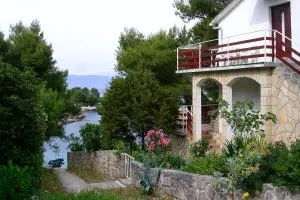 Apartments by the sea Mudri Dolac, Hvar - 595 - Vrbanj