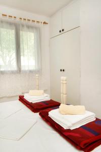 Apartments by the sea Zavala, Hvar - 594