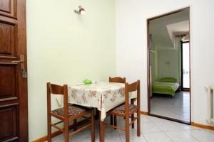 Apartments by the sea Hvar - 591