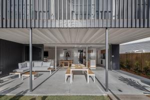 Sanctuary Spaces - Lomani Eleven