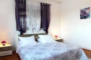 Apartments by the sea Korcula - 572