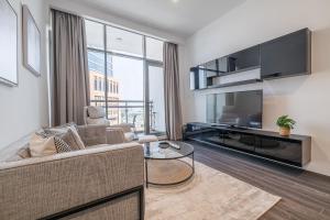 Hashtag Holiday Home - Excellent 1BDR with City View in Media city