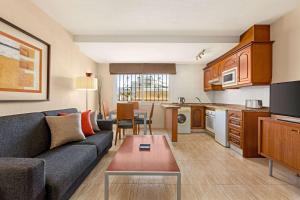 Classic Junior Suite room in CLC Marina Park Aparthotel