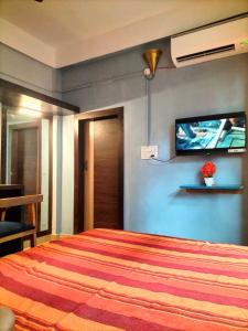 Pinks homestay AC Rs 400 per day