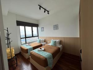 DGunduls Homestay Family Suite 2R 2B by DGH I-CITY