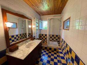 Maisons de vacances Beaurepaire Gite entre Terre et Mer : photos des chambres