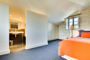 B&B / Chambres d'hotes Chateau de Candes - Art & Spa : photos des chambres