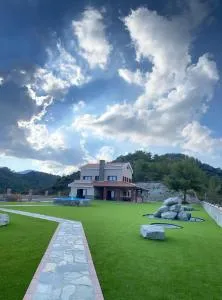 Pelendri Falcon Hills Villa - Potamitissa