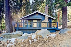 Charming Lake Tahoe Cabin - 玛瑙湾 Charming Lake Tahoe Cabin - 玛瑙湾
