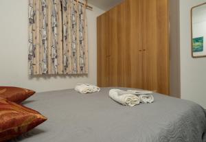 Apartments with a parking space Stinjan, Pula - 2279