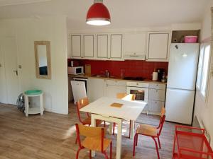 Chalets Chalet Agreable, a proximite du centre historique, Golf Academy : photos des chambres