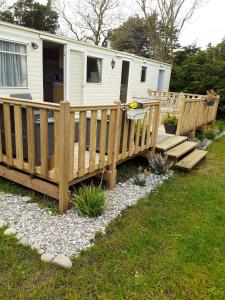 Bungalow de 3 chambres avec jardin clos a Reville