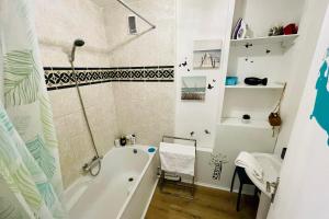 Appartements luminous apartment with parking near the city center : photos des chambres