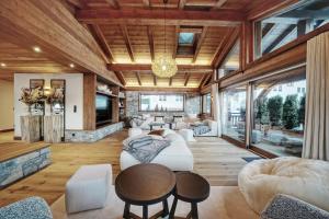 Chalet Whymper avec piscine 150m téléphérique (neuf 2021)