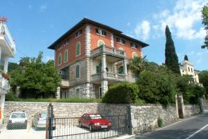 Apartments by the sea Lovran, Opatija - 2351 
