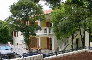 Apartments with a parking space Povile, Novi Vinodolski - 2398 